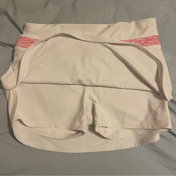 WHITE TENNIS SKIRT/SKORT - Picture 2 of 4